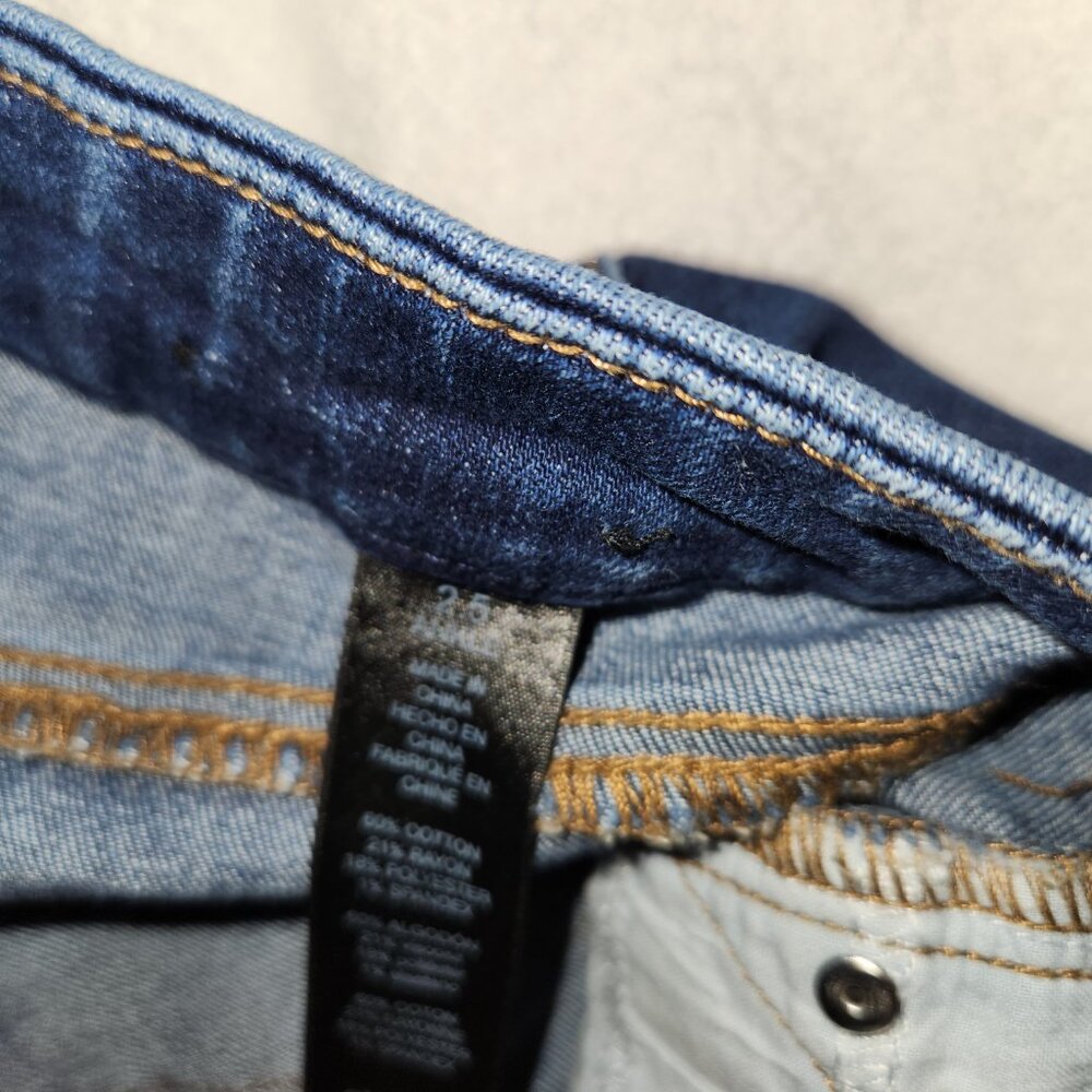 Chicos Girlfriend Jeans - Picture 8 of 9